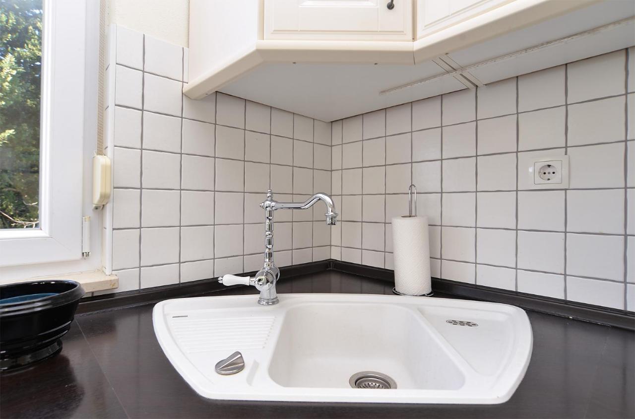 פאז'אנה Apartments Ariana 1989 מראה חיצוני תמונה