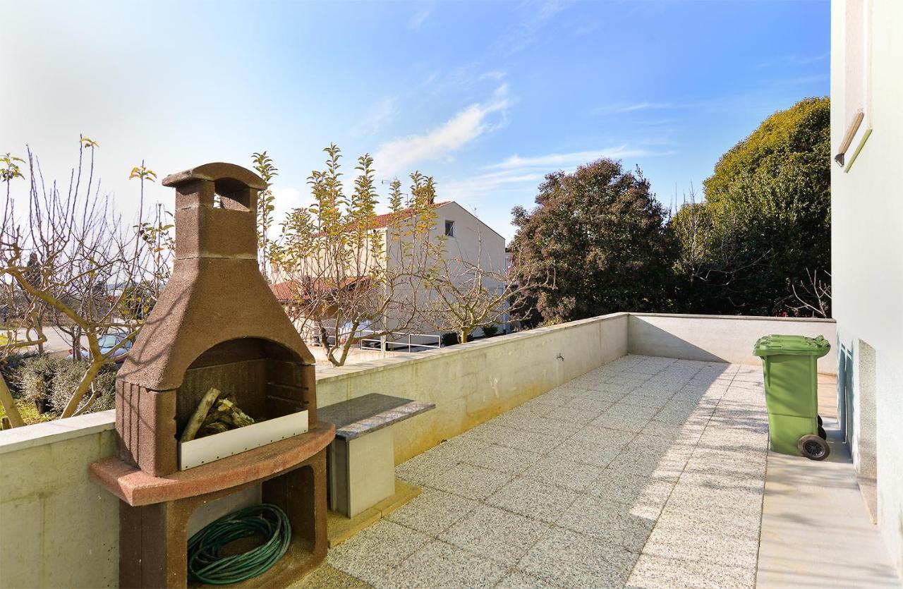 פאז'אנה Apartments Ariana 1989 מראה חיצוני תמונה